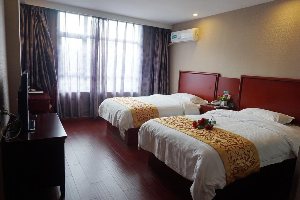 Greentree Inn Shandong Weihai Rushan Century Avenue Express Hotel Exterior photo